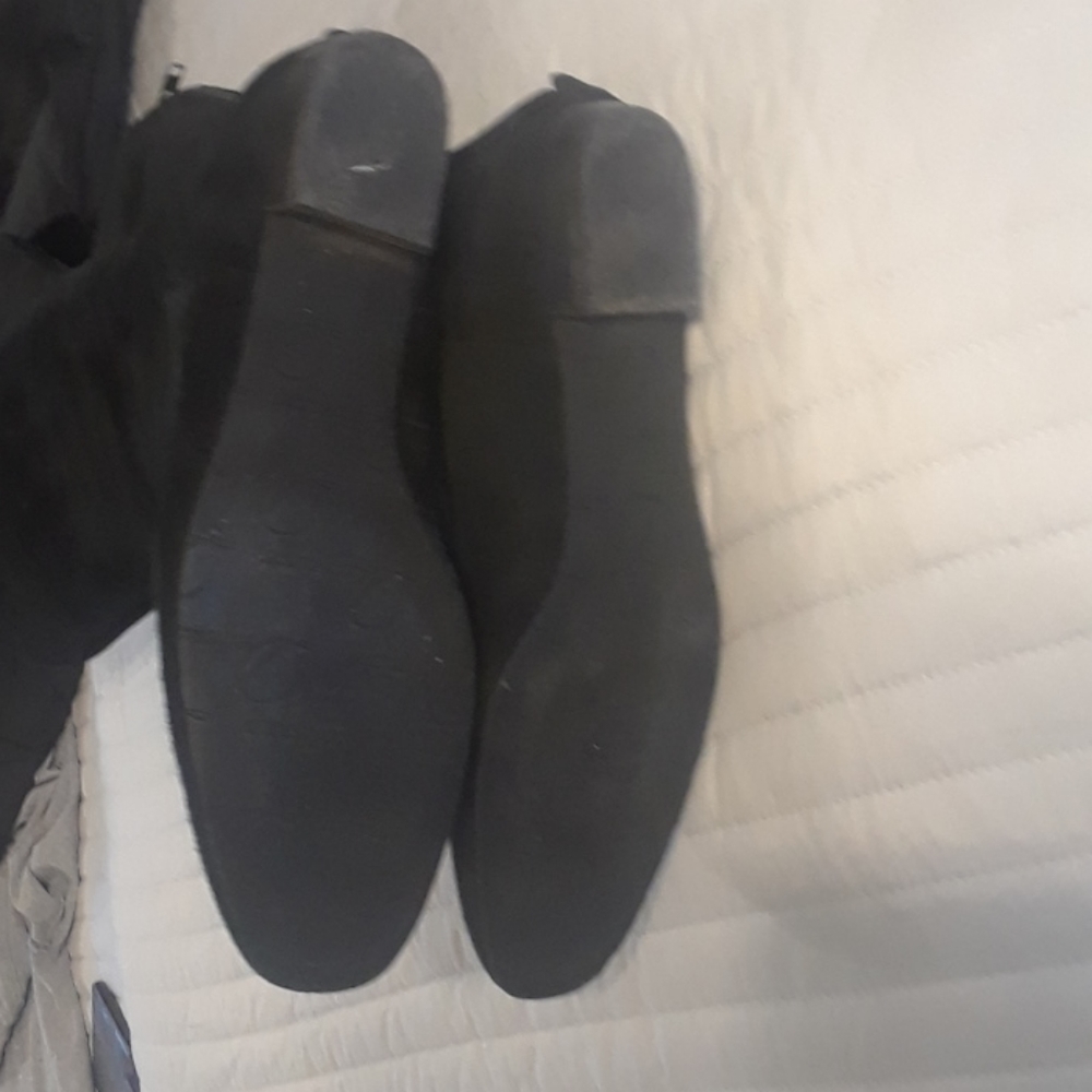 Boots - Picture 3 of 3